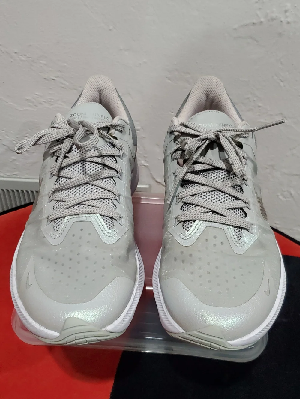 Nike Air Zoom Winflo 8 In Grey Fog Iridescent Size 8